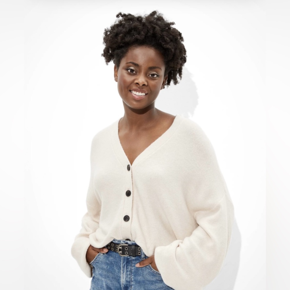 American Eagle | Cream Cardigan